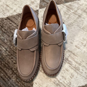 New Gentle Souls 6.5M Tan Bestie Leather Slip On Loafer Pumps $219 Shootie Heels